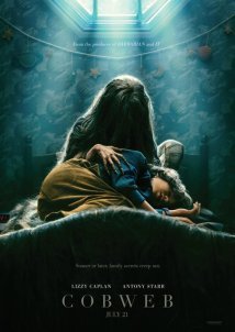 Άκου τη Μαμά / Cobweb (2023)