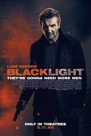 Ο Μεσάζοντας / Blacklight (2022)